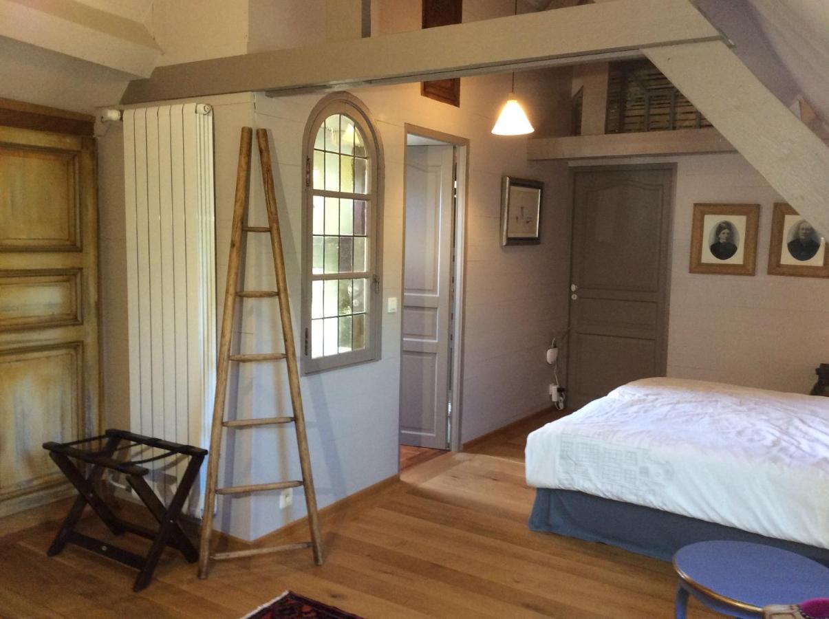 Chambres D'Hotes De Charme Audouville-la-Hubert Bagian luar foto